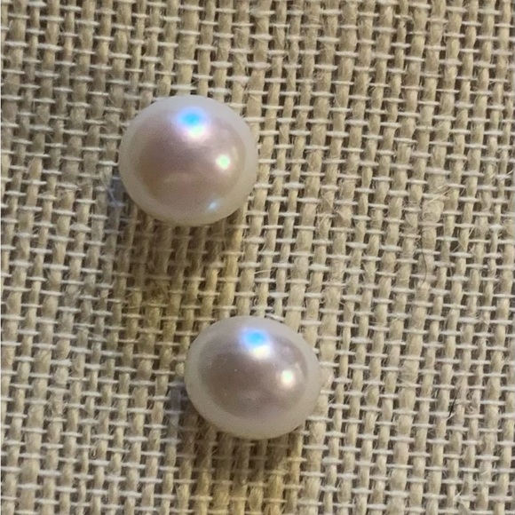 Pearl Stud white earrings.12 mm Beautiful Luster. SS. - Picture 4 of 6